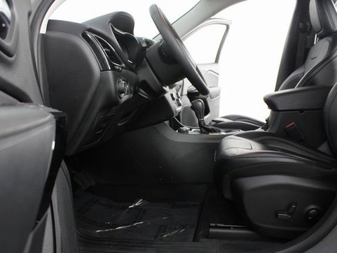 Used 2023 Jeep Cherokee Altitude Lux image 15