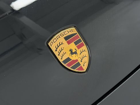 Certified 2023 Porsche Cayenne AWD/4WD image 66