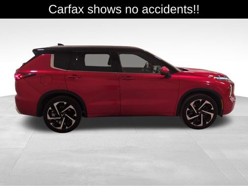 Used 2024 Mitsubishi Outlander SEL image 4