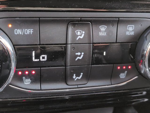 Used 2024 Chevrolet Trax ACTIV w/ Driver Confidence Package FWD image 22