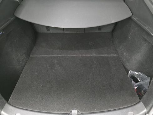Used 2023 Tesla Model Y Long Range AWD/4WD image 27
