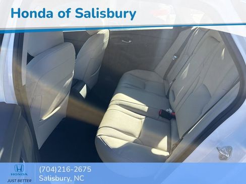 Used 2023 Honda Accord EX image 8