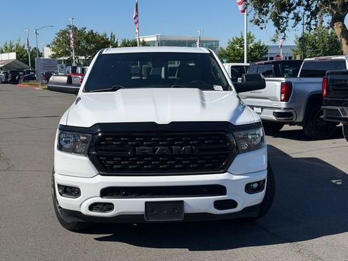 Used 2022 RAM 1500 Big Horn AWD/4WD image 3