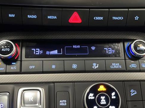 Used 2025 Hyundai Palisade SEL image 18