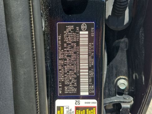 Used 2025 Toyota Camry SE FWD image 33