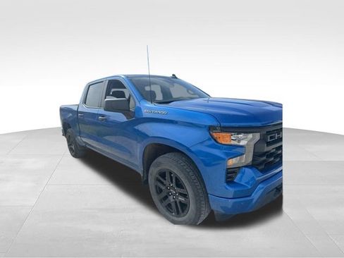Used 2022 Chevrolet Silverado 1500 Custom AWD/4WD image 34