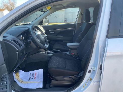 New 2025 Mitsubishi Outlander Sport ES image 12