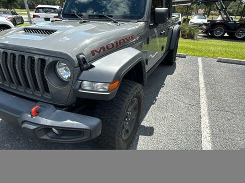 Used 2021 Jeep Gladiator Mojave AWD/4WD image 4