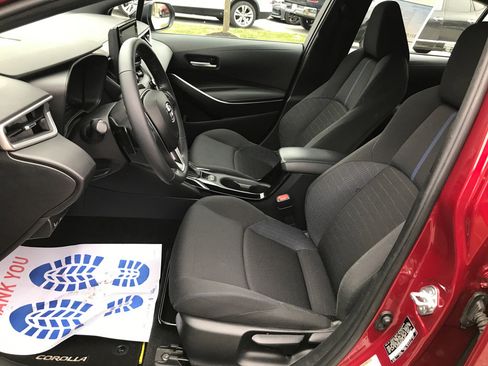 Used 2022 Toyota Corolla SE w/ Carpet Mat Package (TMS) image 23