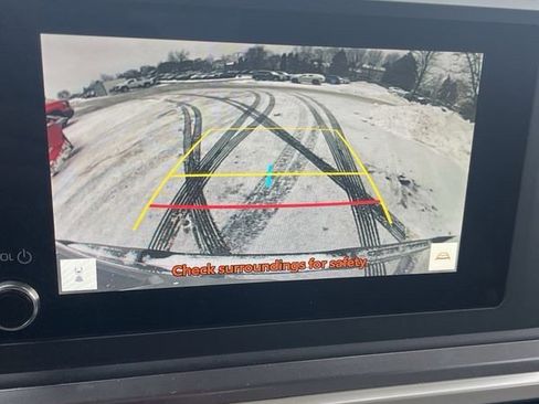 Used 2025 Toyota Tacoma SR5 image 20