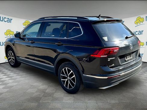Used 2021 Volkswagen Tiguan SE image 3