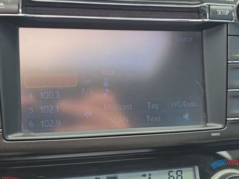Used 2013 Toyota RAV4 XLE FWD image 11