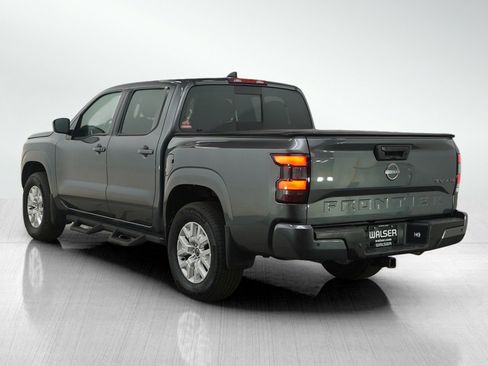 Used 2023 Nissan Frontier SV w/ SV Convenience Package image 3