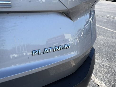 Certified 2023 Nissan Rogue Platinum w/ Platinum Premium Package image 5