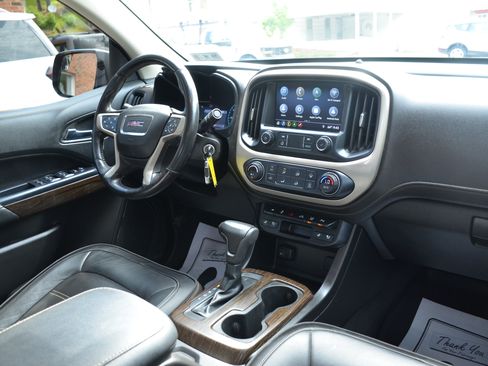 Used 2020 GMC Canyon Denali AWD/4WD image 45