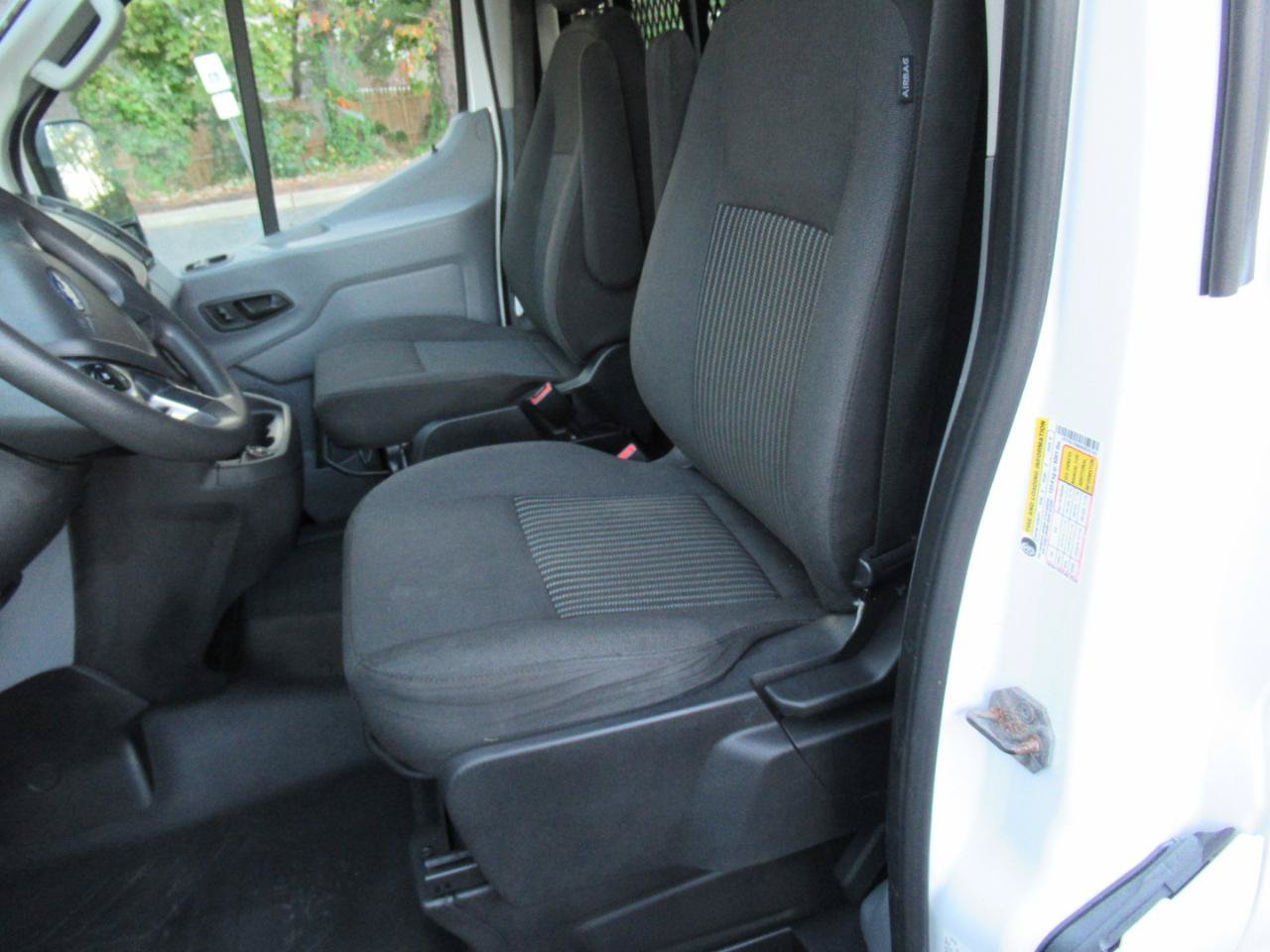 Used 2019 Ford Transit 250 130 Low Roof w/ Exterior Upgrade Package RWD image 21