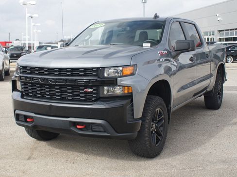 Used 2021 Chevrolet Silverado 1500 Custom Trail Boss image 2