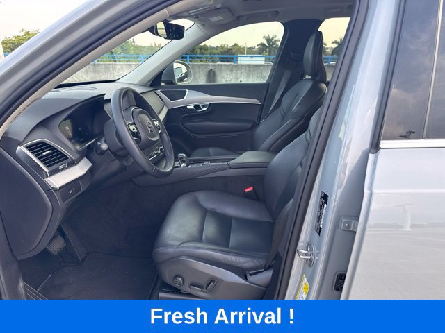 Used 2024 Volvo XC90 B5 Core AWD/4WD image 2