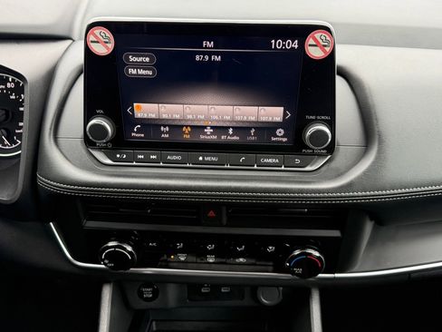 Used 2024 Nissan Rogue S image 20