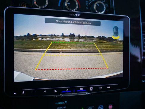 Used 2023 GMC Savana 2500 Extended image 15