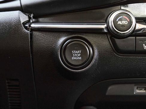 Used 2019 MAZDA MAZDA3 Sedan w/ Preferred Package image 20