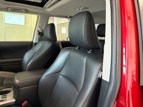 Used 2024 Toyota 4Runner Limited AWD/4WD image 16