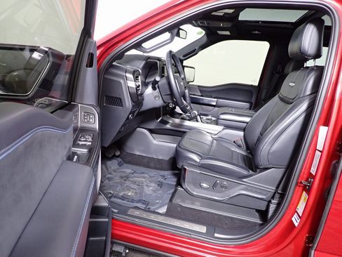 Used 2024 Ford F150 Platinum image 21