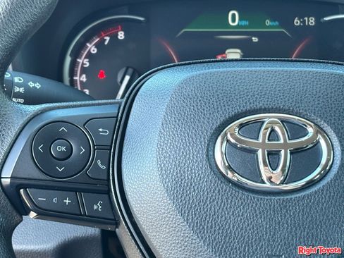 Certified 2025 Toyota RAV4 XLE AWD/4WD image 22