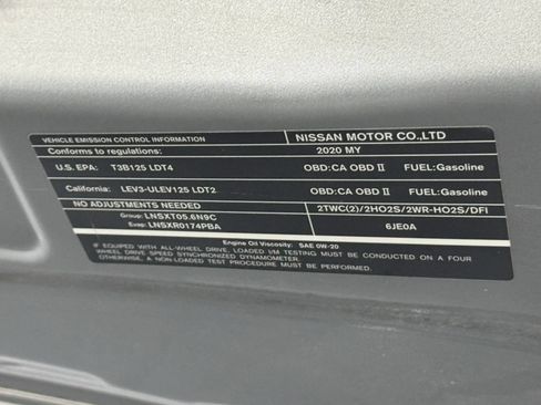 Used 2020 Nissan Armada Platinum w/ Captain's Chairs Package RWD image 50
