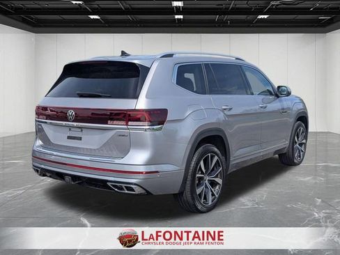 Used 2024 Volkswagen Atlas SEL Premium R-Line AWD/4WD image 5