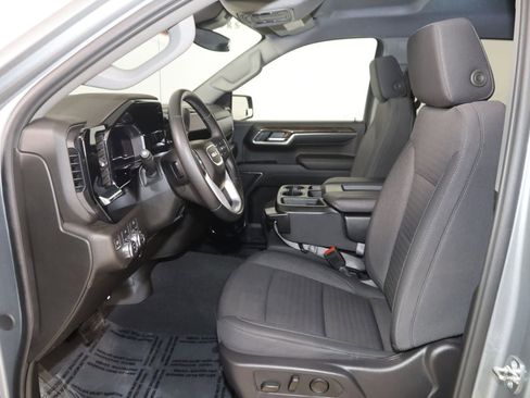 Used 2024 GMC Sierra 1500 Elevation image 11