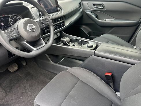 Used 2024 Nissan Rogue S AWD/4WD image 10