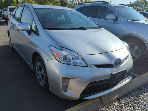 Used 2013 Toyota Prius Two FWD image 3