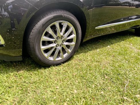 Used 2021 Buick Enclave Essence w/ Sound and Sites Package FWD image 16
