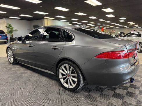 Used 2016 Jaguar XF R-Sport image 10