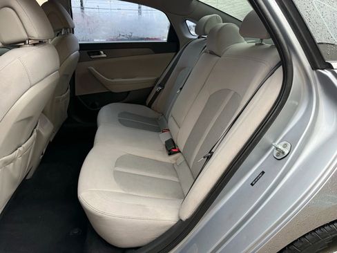 Used 2016 Hyundai Sonata SE image 18