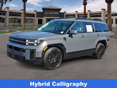 Used 2025 Hyundai Santa Fe Calligraphy FWD image 4
