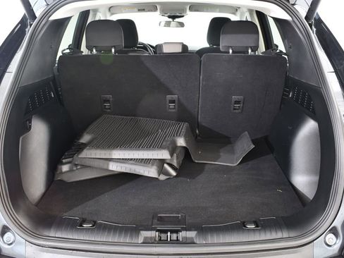 Used 2022 Ford Escape SE w/ SE Sport Appearance Package image 20