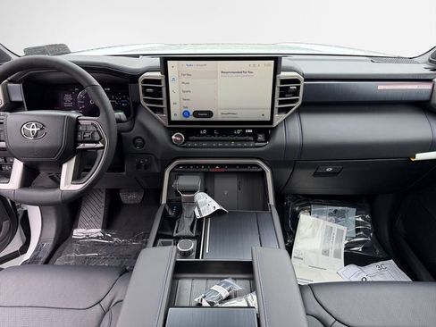 Used 2026 Toyota Tundra Platinum AWD/4WD image 16