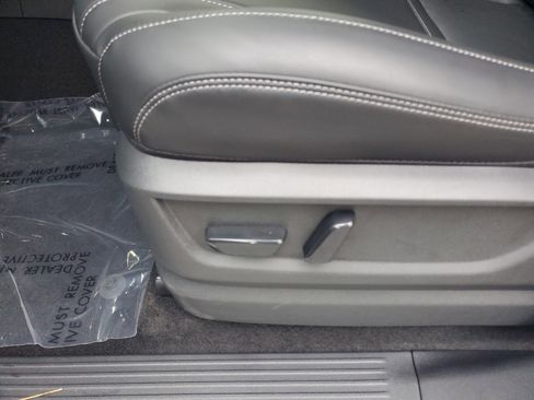 New 2026 Nissan Armada SV image 19