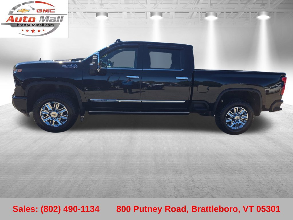 Used 2024 Chevrolet Silverado 3500 High Country w/ Technology Package AWD/4WD image 8