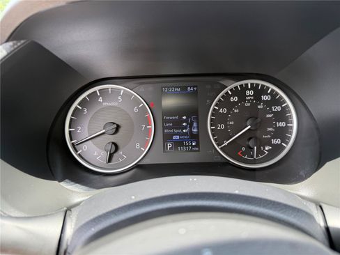 Used 2024 Nissan Sentra S FWD image 16