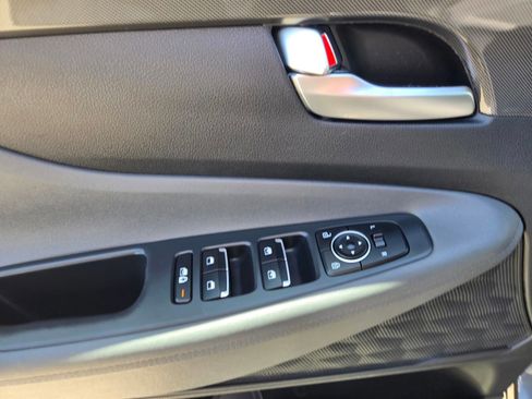 Used 2023 Hyundai Santa Fe SEL FWD image 18