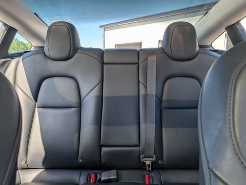 Used 2022 Tesla Model 3 Long Range AWD/4WD image 18