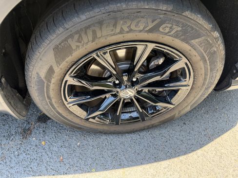Used 2023 Honda CR-V Sport image 11