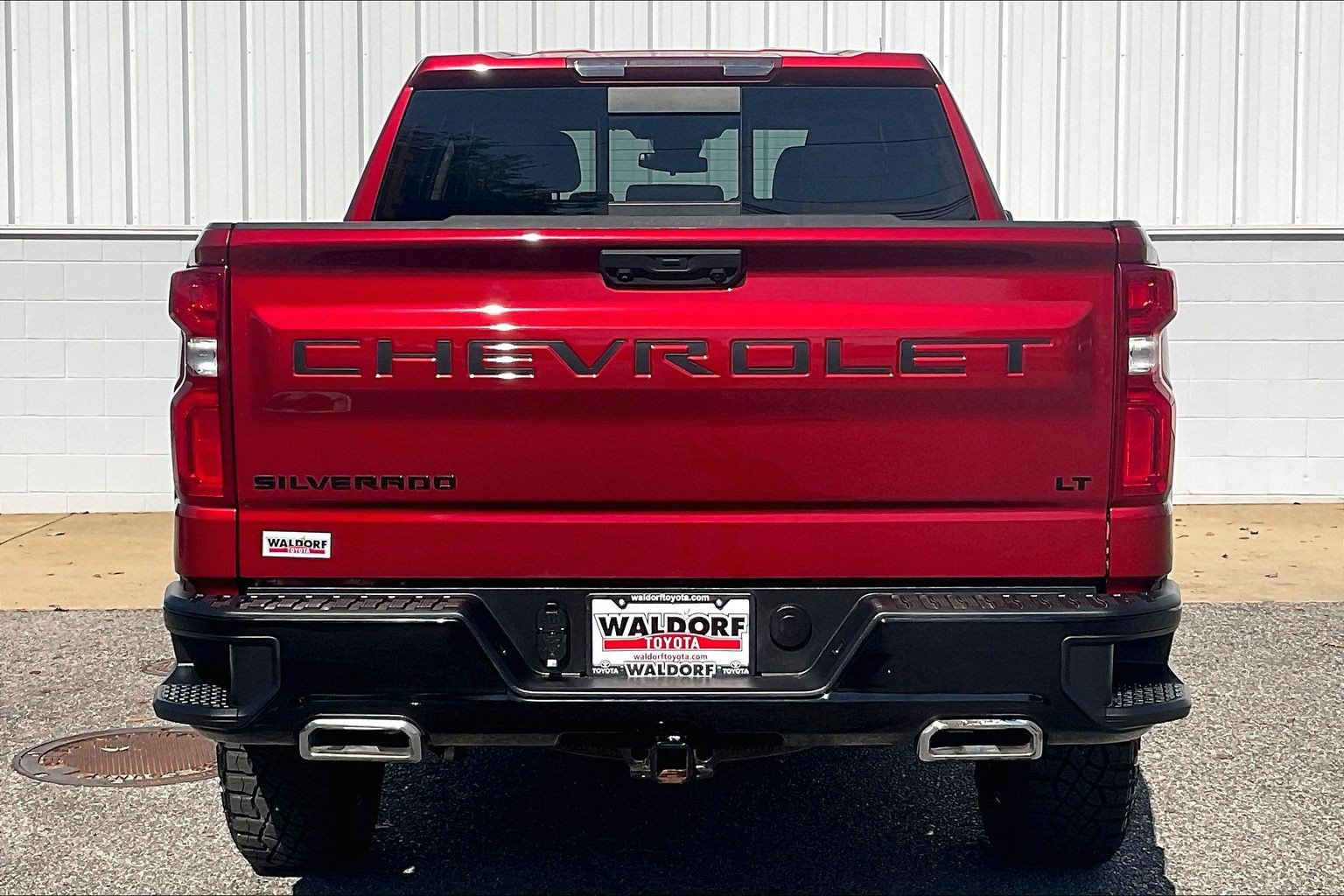 Used 2022 Chevrolet Silverado 1500 LT Trail Boss w/ Convenience Package II AWD/4WD image 5