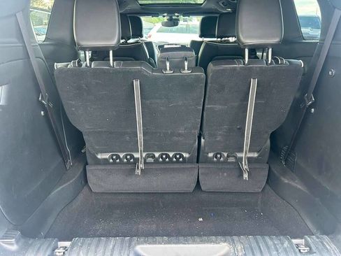 Used 2025 Chrysler Pacifica Limited FWD image 20