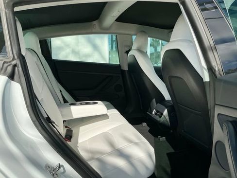 Used 2023 Tesla Model 3 Performance image 16