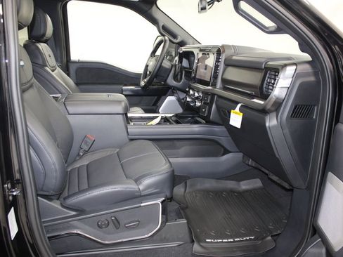 New 2026 Ford F350 Platinum image 31