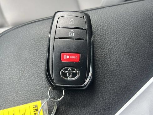 Used 2024 Toyota Tacoma SR5 AWD/4WD image 27